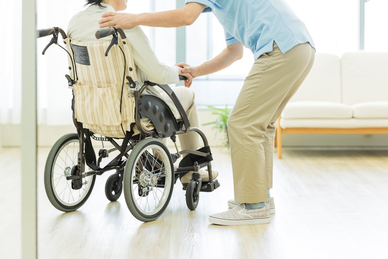 介護業界における人手不足の現状とは?問題点と解決策も紹介